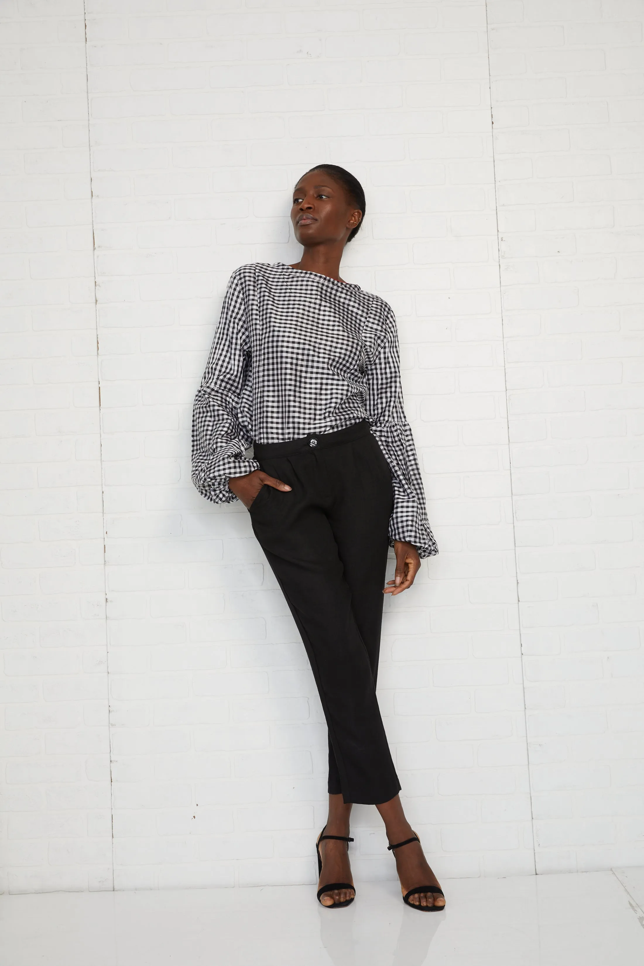 choko's black Linen pants