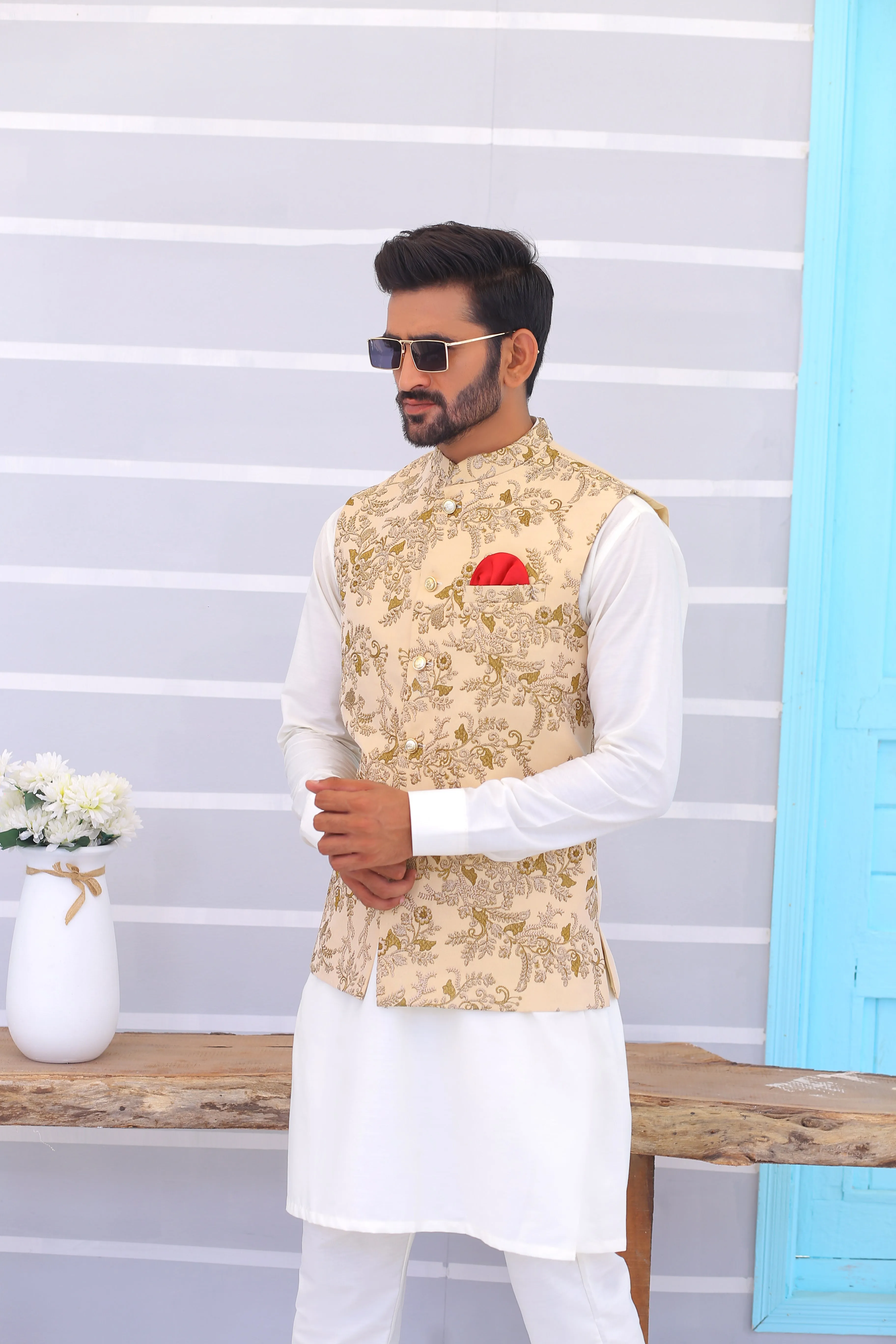 ER WC 1091 Beige Embroidered Waistcoat