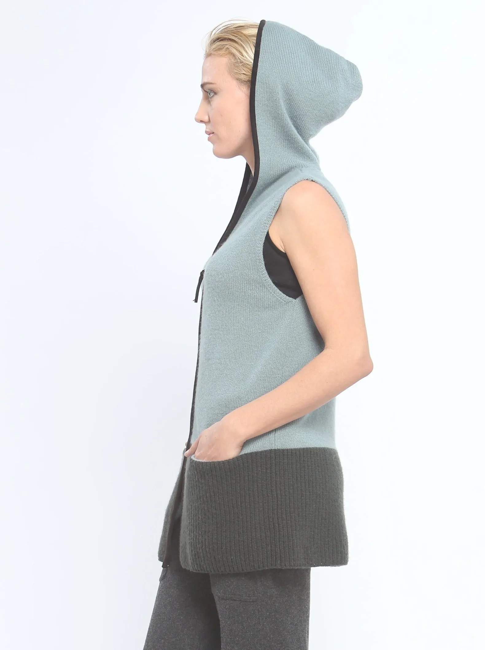 Two Tone Zipped Hoodie Vest