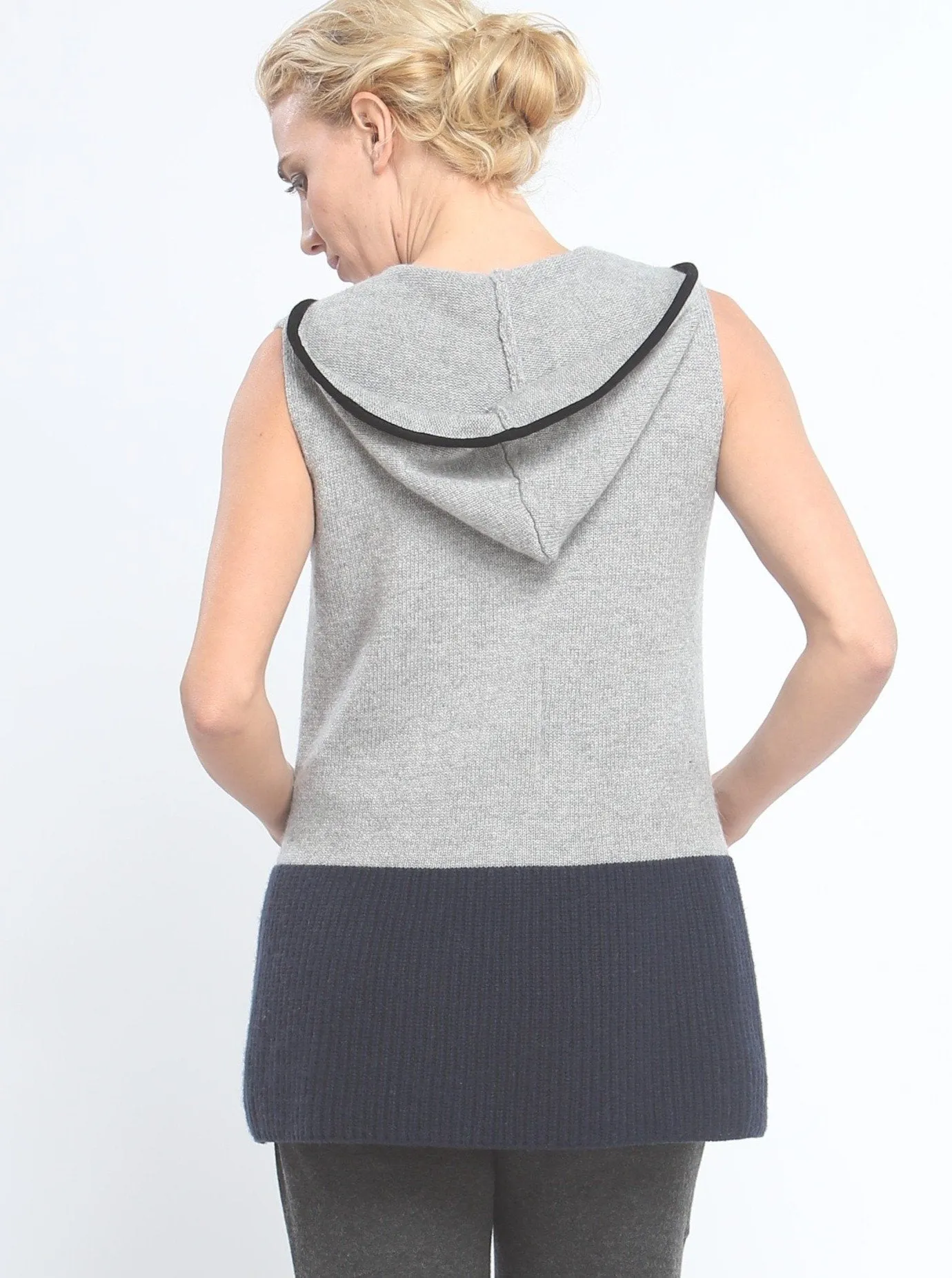 Two Tone Zipped Hoodie Vest